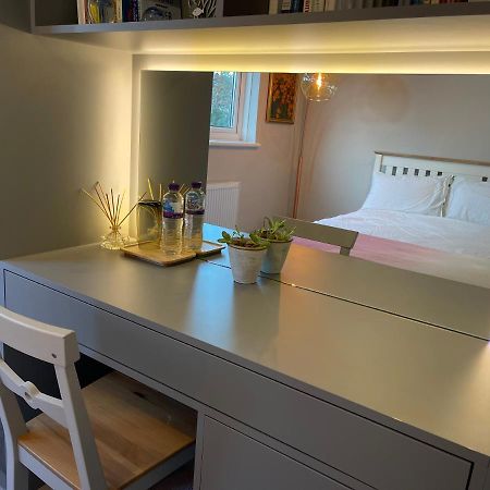 Spacious Double Room With Private Bathroom In Quiet Area Only 20 Min To Central London Streatham Vale Eksteriør billede