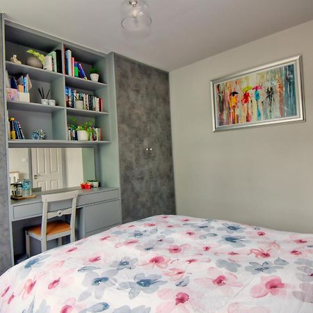 Spacious Double Room With Private Bathroom In Quiet Area Only 20 Min To Central London Streatham Vale Eksteriør billede