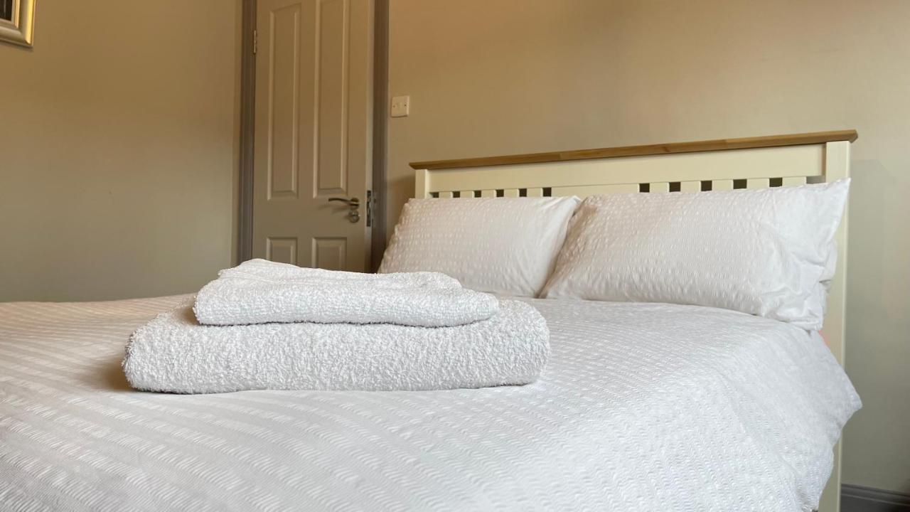 Spacious Double Room With Private Bathroom In Quiet Area Only 20 Min To Central London Streatham Vale Eksteriør billede