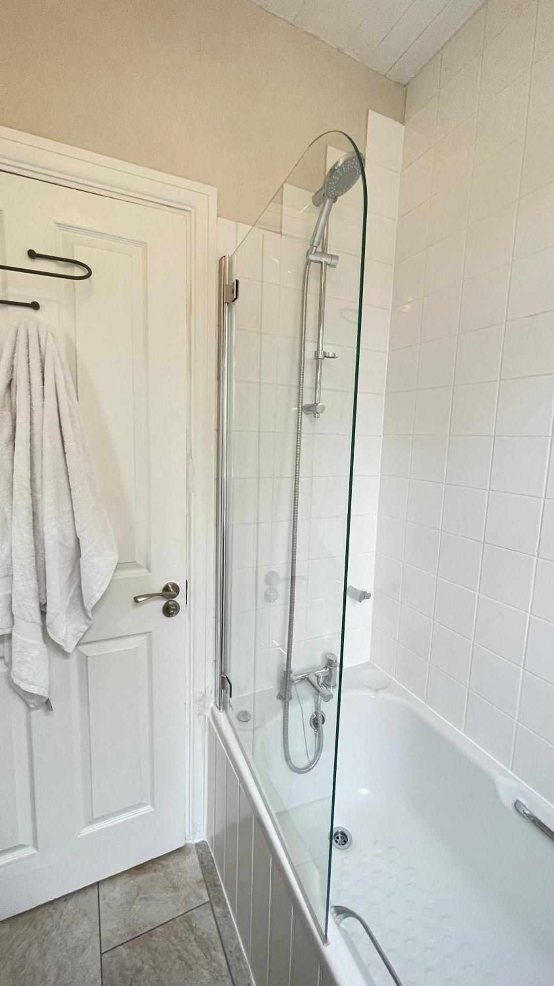 Spacious Double Room With Private Bathroom In Quiet Area Only 20 Min To Central London Streatham Vale Eksteriør billede